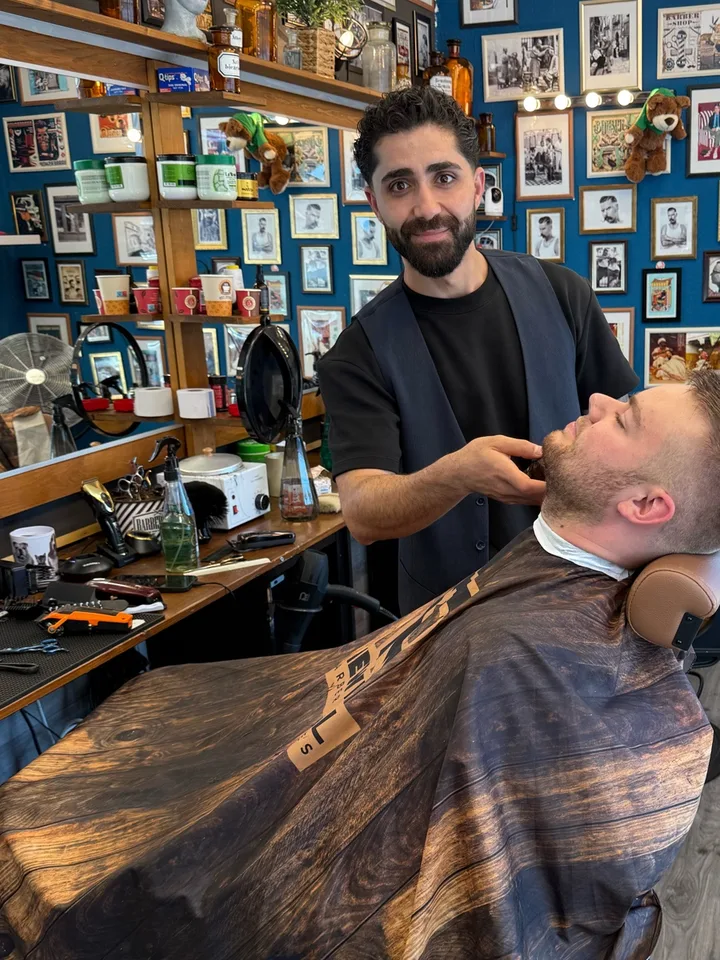 Bebak – Barbier in der Barbierstube Der feine Herr in Stuhr